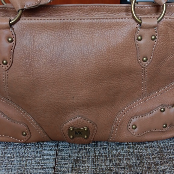 Michael Kors Tan Leather HandbagEUC - Picture 2 of 14